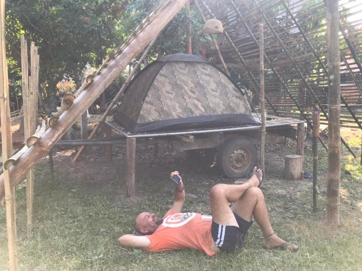 Amando_Tent Hotel Phayao Buitenkant foto