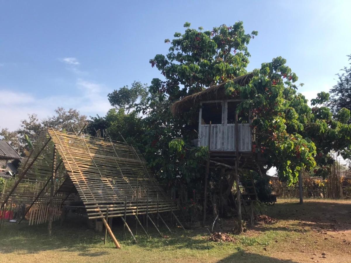 Amando_Tent Hotel Phayao Buitenkant foto